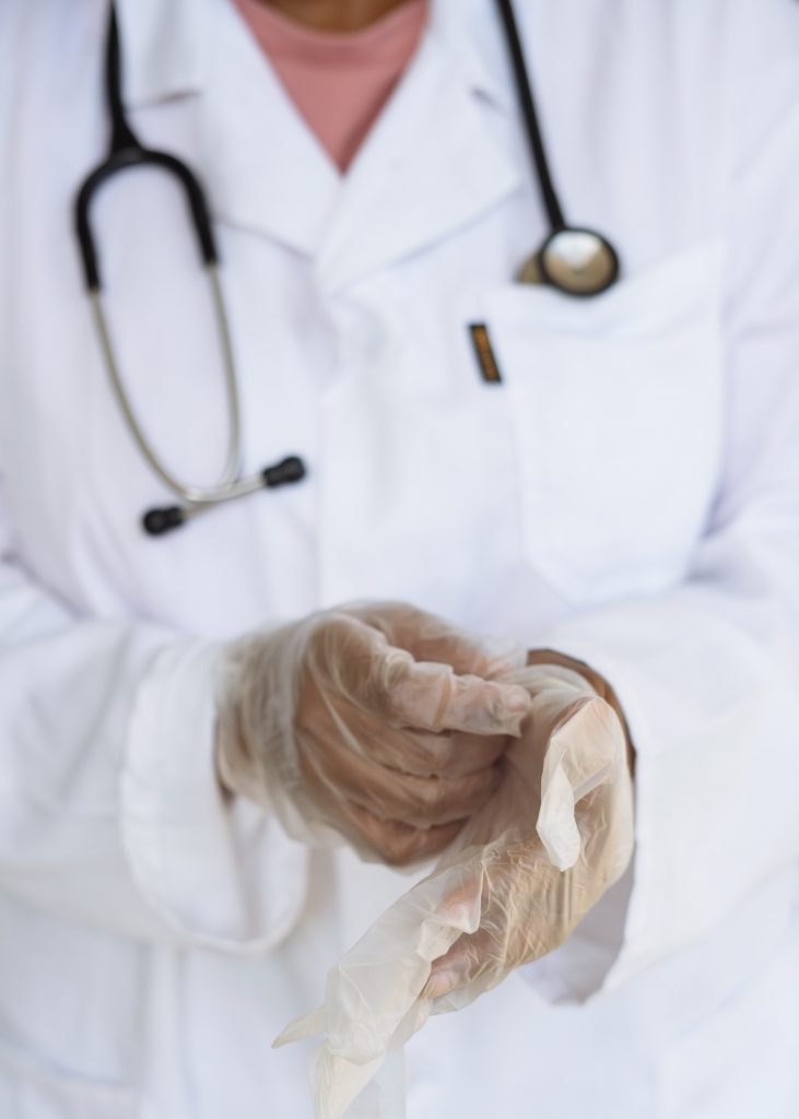 مطلوب أطباء جلدية وتجميل للعمل في مستشفى كبرى بالكويت